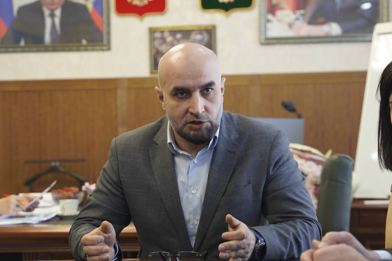 Ратмир Расулов провел совещание по вопросам обращения с ТКО